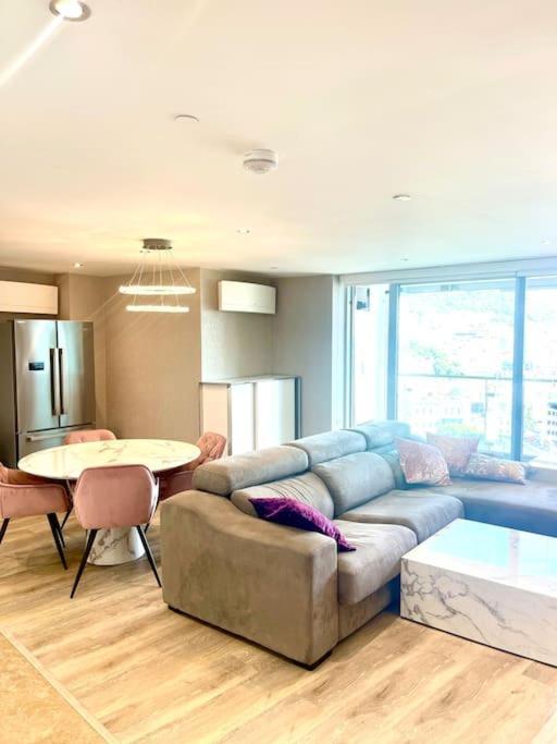 Ocean Village High Floor Luxury Modern Apartment Gibraltar Buitenkant foto