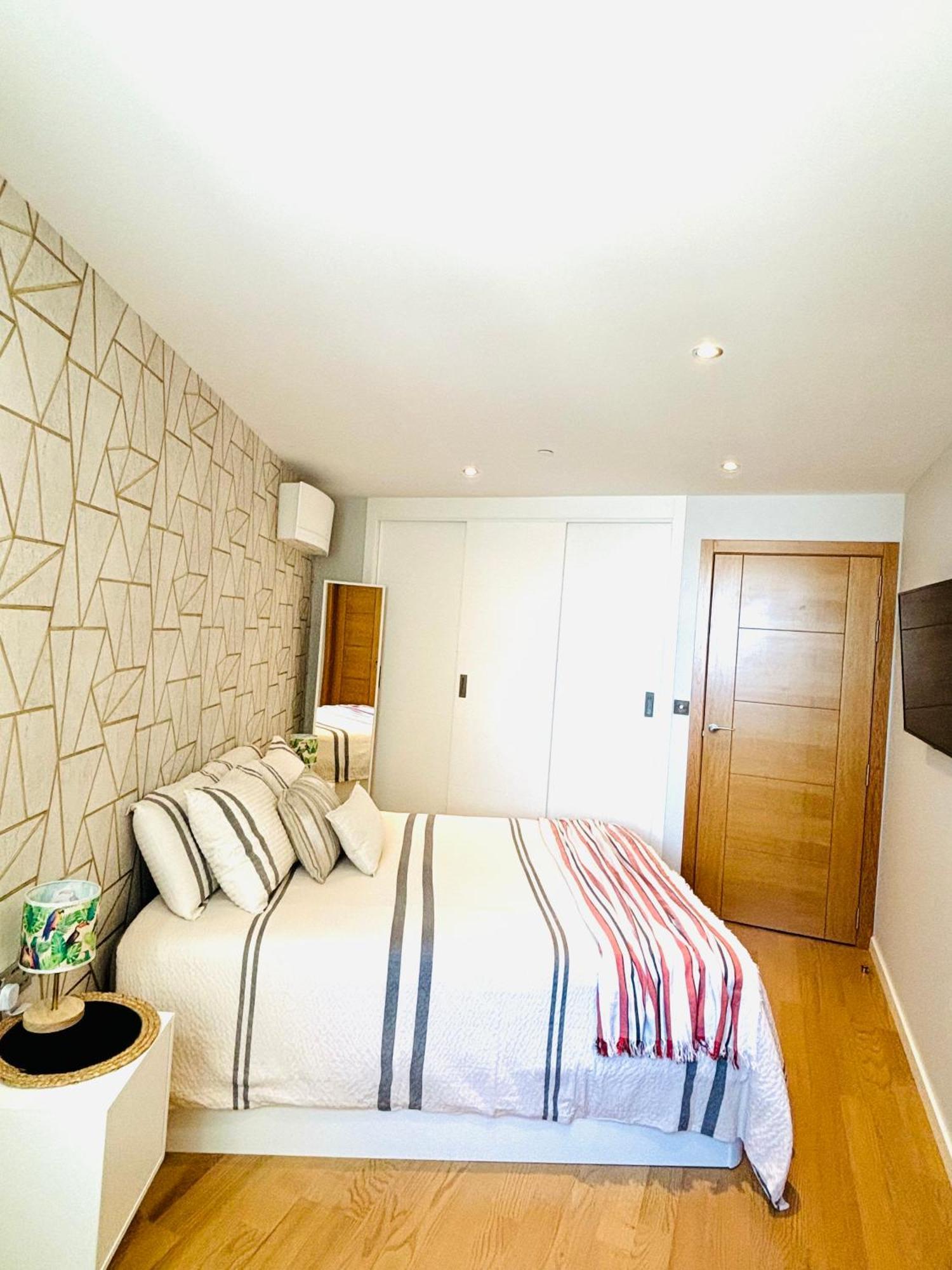 Ocean Village High Floor Luxury Modern Apartment Gibraltar Buitenkant foto